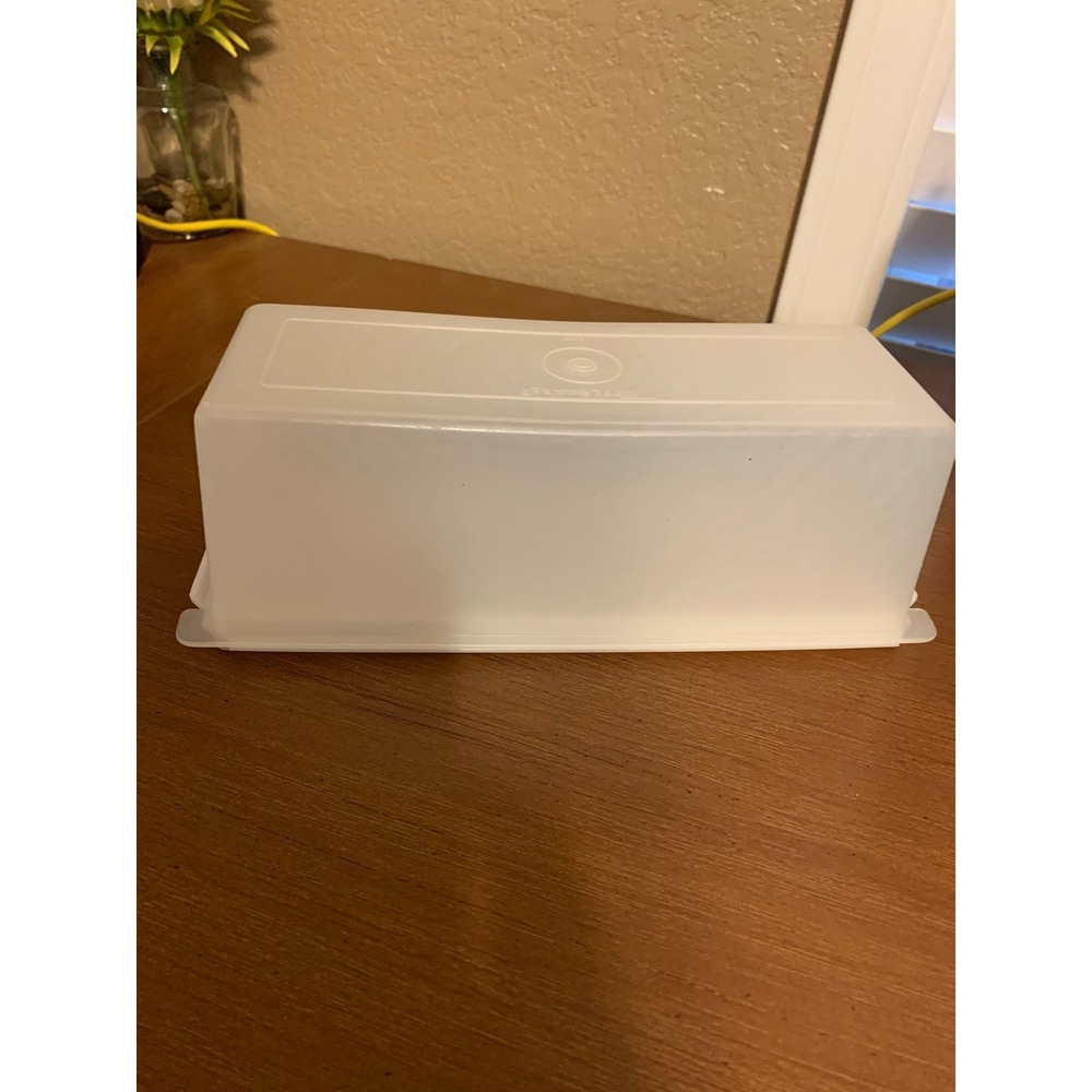 Vintage Tupperware Rectangular Storage Container with Lid - Picture 2 of 6